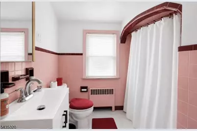 1100 Thomas St, Hillside, NJ 07205 - Photo 16
