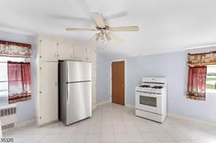 1100 Thomas St, Hillside, NJ 07205 - Photo 12