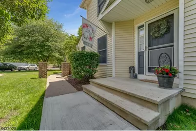 34 Pond Ridge Dr, Clinton, NJ 08809 - Photo 32