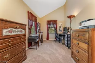 34 Pond Ridge Dr, Clinton, NJ 08809 - Photo 28