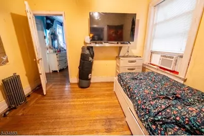 128 W 8th St, Plainfield, NJ 07060 - Photo 24
