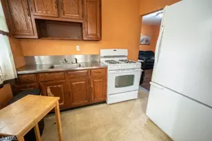 128 W 8th St, Plainfield, NJ 07060 - Photo 28