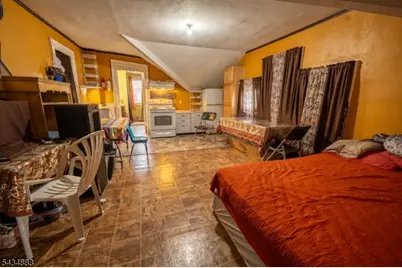 128 W 8th St, Plainfield, NJ 07060 - Photo 40