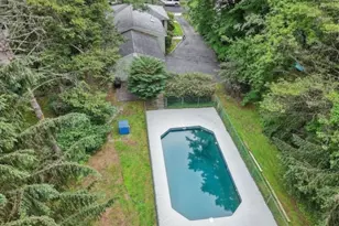 137 Beekman Rd, Summit, NJ 07901 - Photo 6
