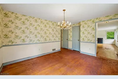 137 Beekman Rd, Summit, NJ 07901 - Photo 10