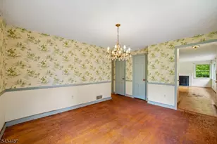 137 Beekman Rd, Summit, NJ 07901 - Photo 10