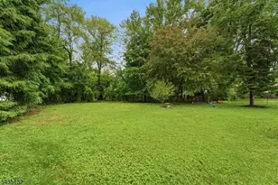 108 Taylor Ave, Hillsborough Township, NJ 08844 - Photo 40