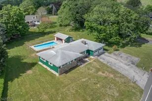 7 Mosle Rd, Peapack Gladstone Boro, NJ 07934 - Photo 1