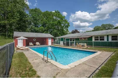 7 Mosle Rd, Peapack Gladstone Boro, NJ 07934 - Photo 16