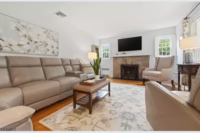 47 Victor Pl, Hawthorne, NJ 07506 - Photo 4