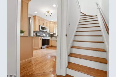 47 Victor Pl, Hawthorne, NJ 07506 - Photo 12