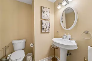 8 Union Hill Rd, Denville, NJ 07834 - Photo 16