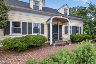 8 Normandie Pl, Cranford Township, NJ 07016 - Photo 22