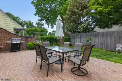 8 Normandie Pl, Cranford Township, NJ 07016 - Photo 26