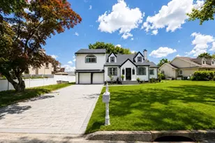 27 Grandview Dr, Wayne, NJ 07470 - Photo 2