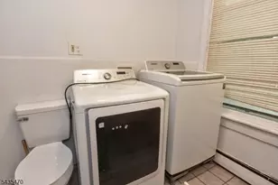 70 Newark Ave, Paterson, NJ 07503 - Photo 12