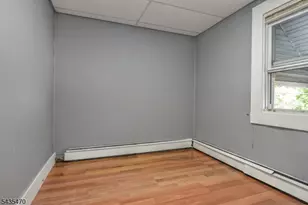 70 Newark Ave, Paterson, NJ 07503 - Photo 18