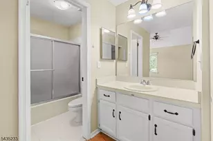 44 Morgan Ct, Bedminster Township, NJ 07921 - Photo 12