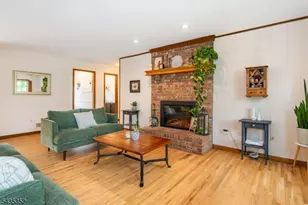 28 Kingswood Ct, Montgomery Township, NJ 08502 - Photo 8