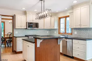 28 Kingswood Ct, Montgomery Township, NJ 08502 - Photo 12