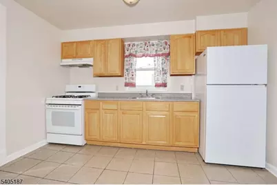 68 Mohawk Ave #2, Hawthorne, NJ 07506 - Photo 6