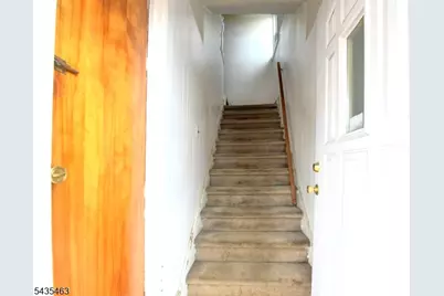 110 W 16th St, Linden, NJ 07036 - Photo 14