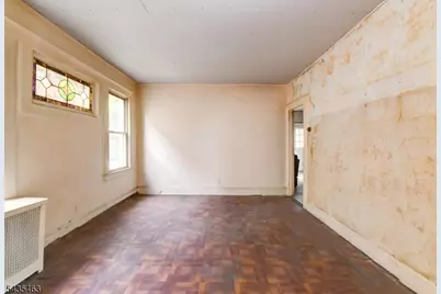 110 W 16th St, Linden, NJ 07036 - Photo 6