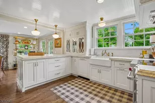 32 Potterstown Rd, Tewksbury Township, NJ 08833 - Photo 8