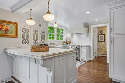 32 Potterstown Rd, Tewksbury Township, NJ 08833 - Photo 10