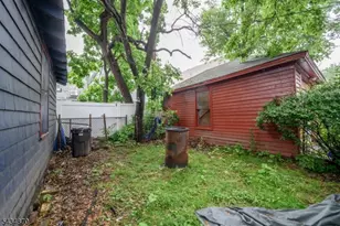 829-831 S 13th St, Newark, NJ 07108 - Photo 44