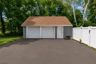 379 Old Georges Rd, North Brunswick Township, NJ 08902 - Photo 8