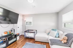 379 Old Georges Rd, North Brunswick Township, NJ 08902 - Photo 20
