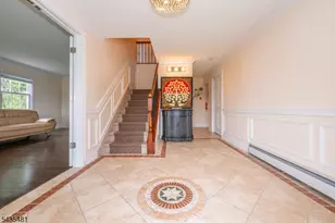 12 Rene Ct, Wayne, NJ 07470 - Photo 4