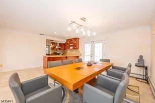 12 Rene Ct, Wayne, NJ 07470 - Photo 6