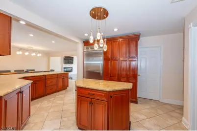 12 Rene Ct, Wayne Twp., NJ 07470 - Photo 8
