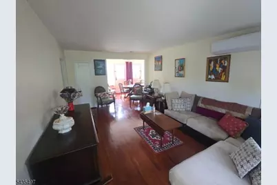 152B Boyden Ave #152B, Maplewood, NJ 07040 - Photo 2