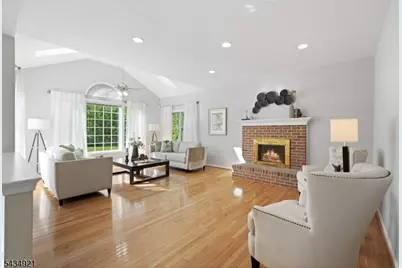 12 Montfort Dr, Montgomery Township, NJ 08502 - Photo 10