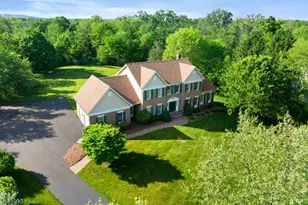 12 Montfort Dr, Montgomery Township, NJ 08502 - Photo 4