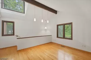 17 Village Way, Vernon Twp., NJ 07462 - Photo 14