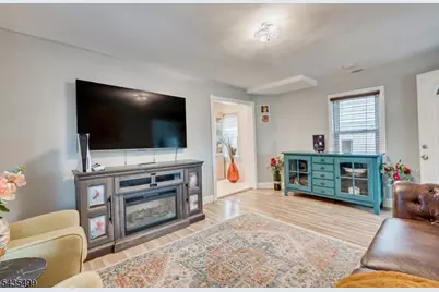 47 Maple St, South River, NJ 08882 - Photo 8