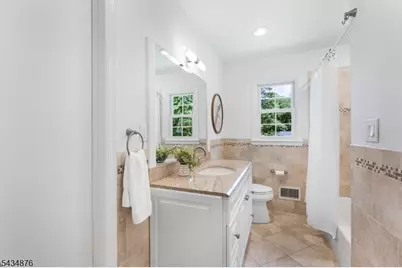 109-111 Anderson Hill Rd, Bernardsville, NJ 07924 - Photo 18