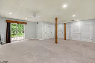 33 E Burgess Dr, Piscataway Township, NJ 08854 - Photo 32