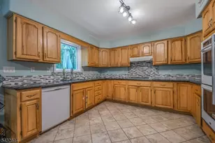 15 Gary Ct, Mount Olive, NJ 07836 - Photo 12