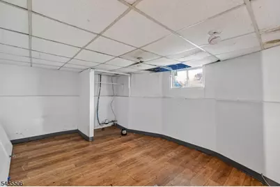 366 7th Ave W, Newark, NJ 07107 - Photo 46
