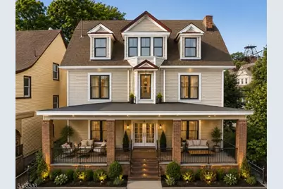 366 7th Ave W, Newark, NJ 07107 - Photo 2