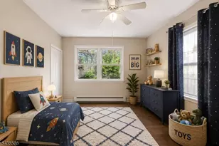 366 7th Ave W, Newark, NJ 07107 - Photo 16