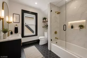 366 7th Ave W, Newark, NJ 07107 - Photo 40
