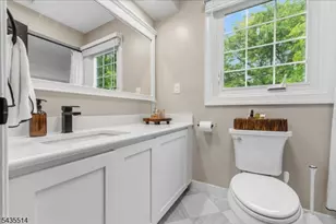 25 Fells Manor Rd, Caldwell, NJ 07006 - Photo 28