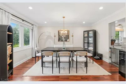 25 Fells Manor Rd, Caldwell, NJ 07006 - Photo 8