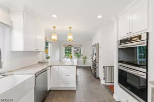 25 Fells Manor Rd, Caldwell, NJ 07006 - Photo 14